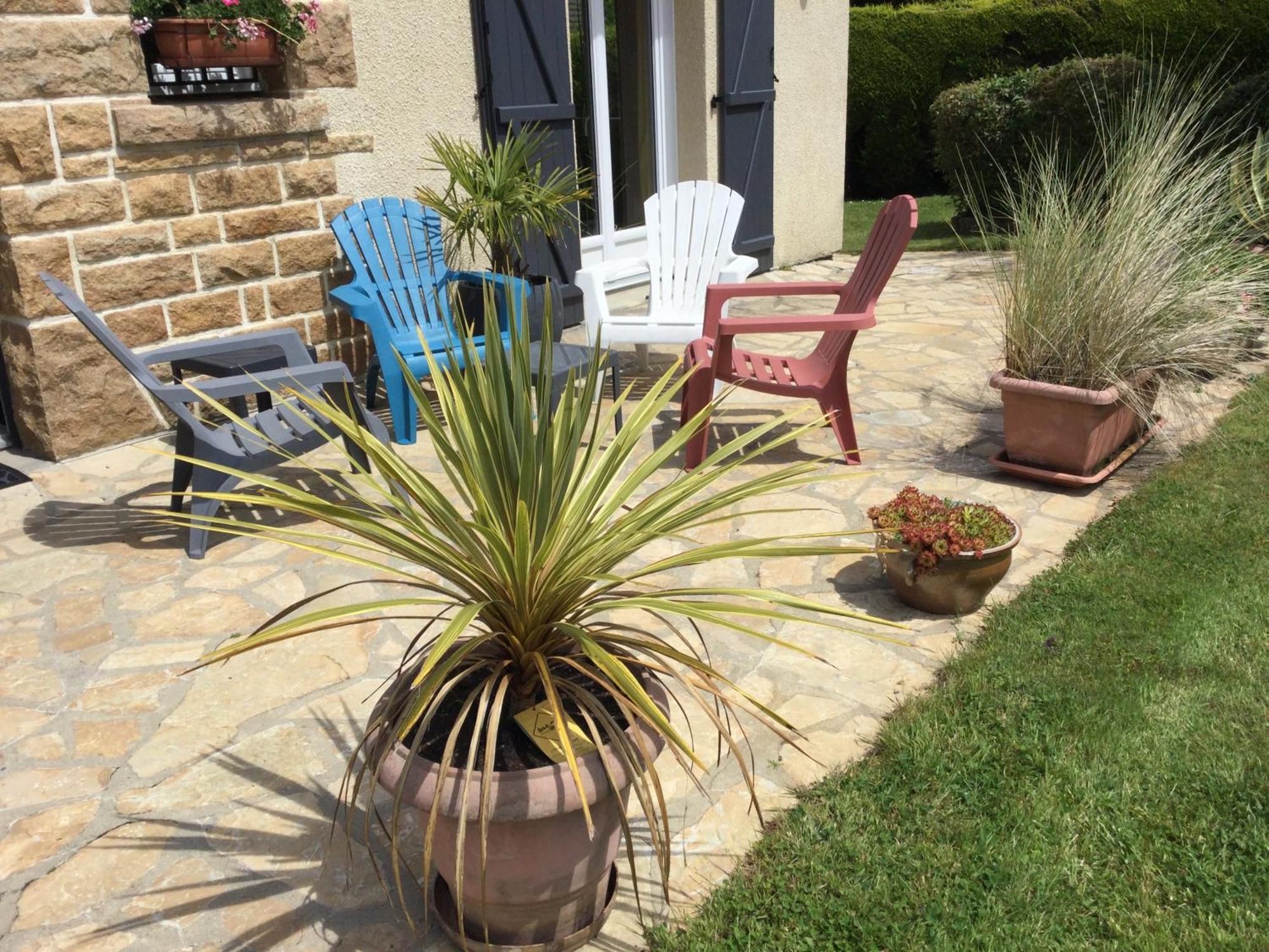Coup de cœur assuré ! CALM Comme à la Maison ! maison spacieuse avec grande terrasse pour 2 à 5 personnes proximité Granville et mer avec wifi et parking gratuits Exterior foto